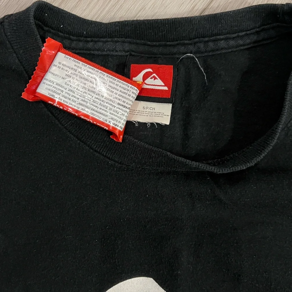 Vintage Quiksilver Black Tee with White Logo - Picture 3 of 7